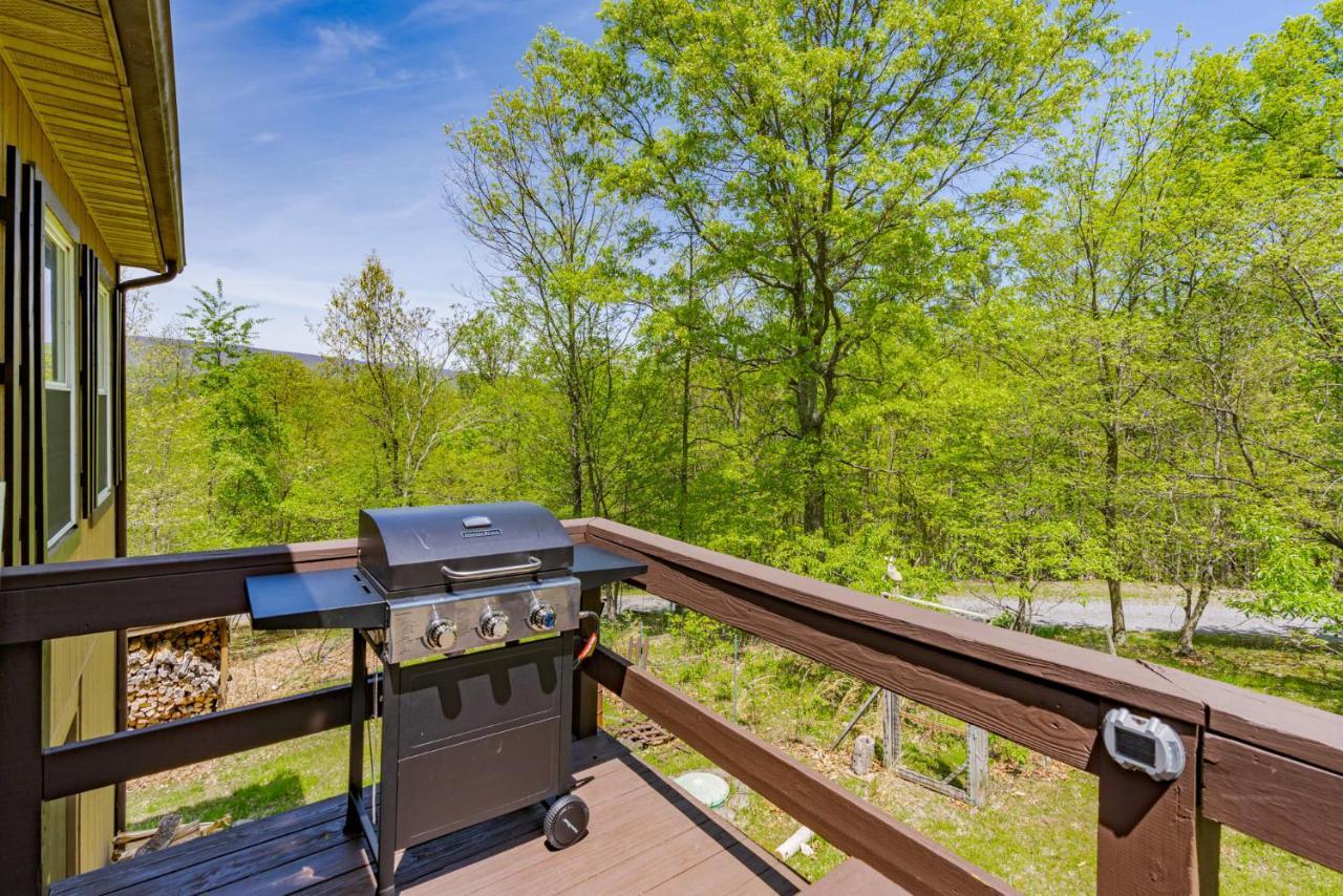 River Access Cabin With Hot Tub, Fire Pit, & Wifi! Morton Grove المظهر الخارجي الصورة