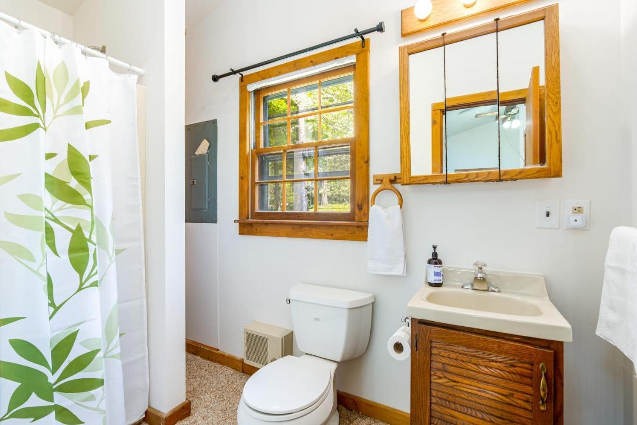 River Access Cabin With Hot Tub, Fire Pit, & Wifi! Morton Grove المظهر الخارجي الصورة